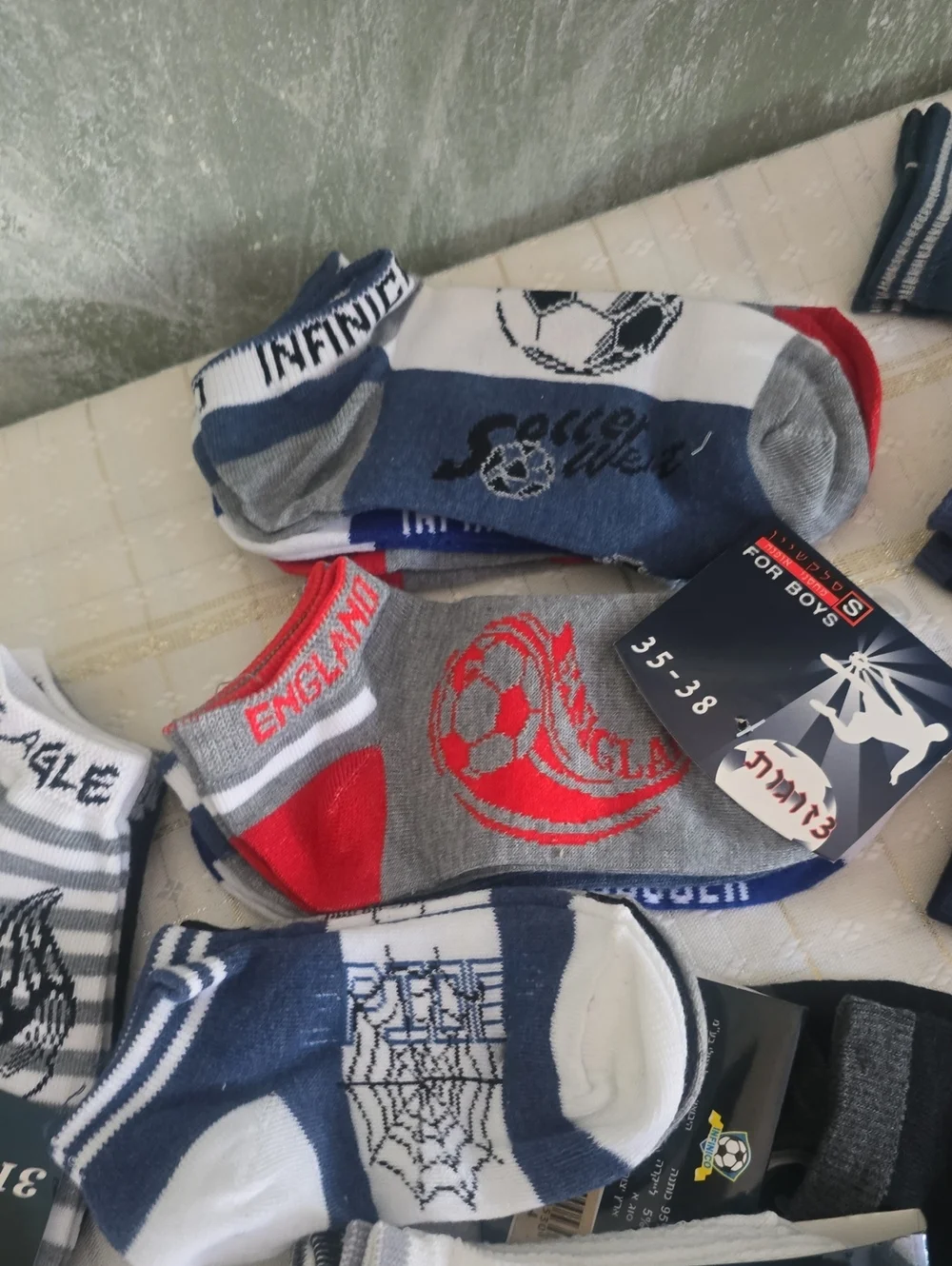 Kids Boys Assorted Athletic Socks - Multipack, 26 Pairs New
